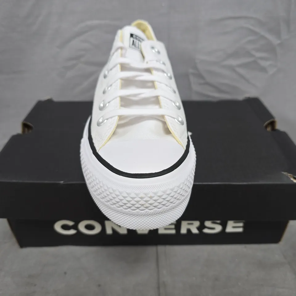 BOXED PAIR OF CONVERSE SHOES IN WHITE SIZE UK 5