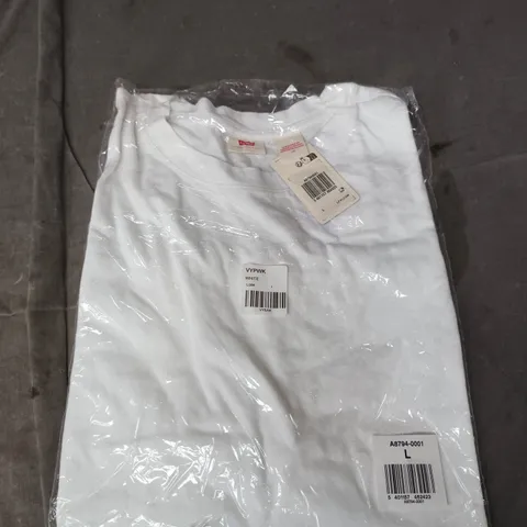 BAGGED LEVIS WHITE T-SHIRT - LARGE 