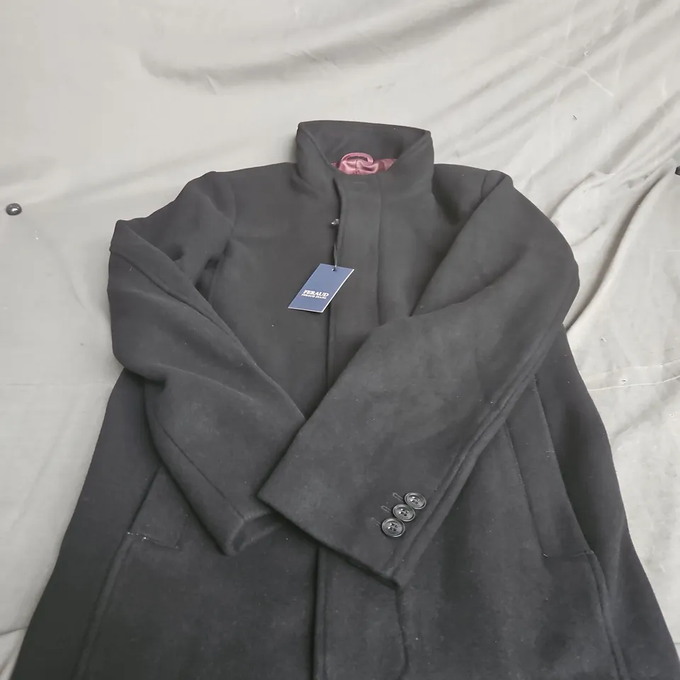 FERAUD JEANS TED BLACK COAT, UK SIZE S