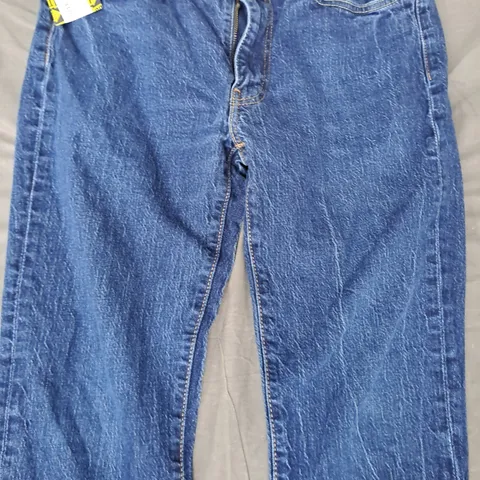 LEVI'S STRAUSS & CO PREMIUM JEANS IN BLUE SIZE 34/30