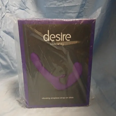 LOVEHONEY DESIRE VIBRATING STRAPLESS STRAP-ON DILDO