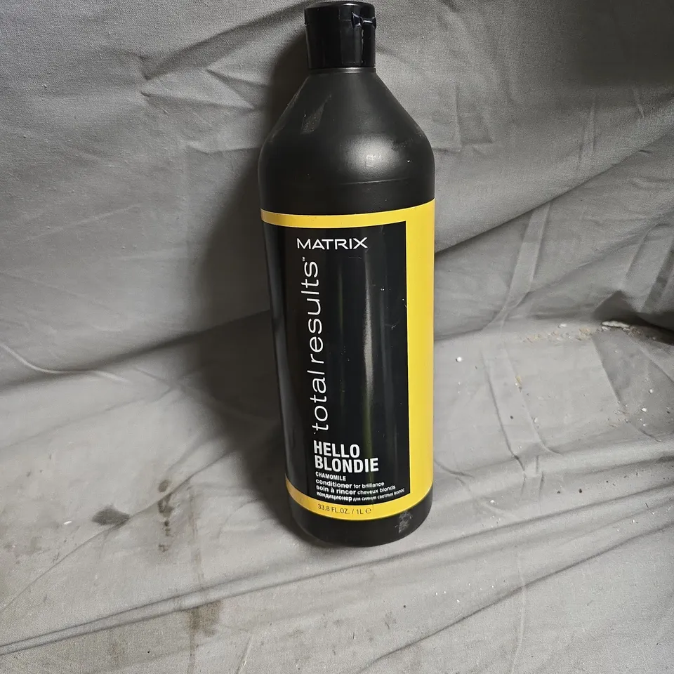 APPROXIMATELY 6 X MATRIX TOTAL RESULTS HELLO BLONDIE CHAMOMILE CONDITIONER 1L