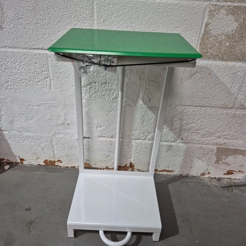 WHITE PEDAL BIN FOR CLEAR BAGS WITH GREEN TOP