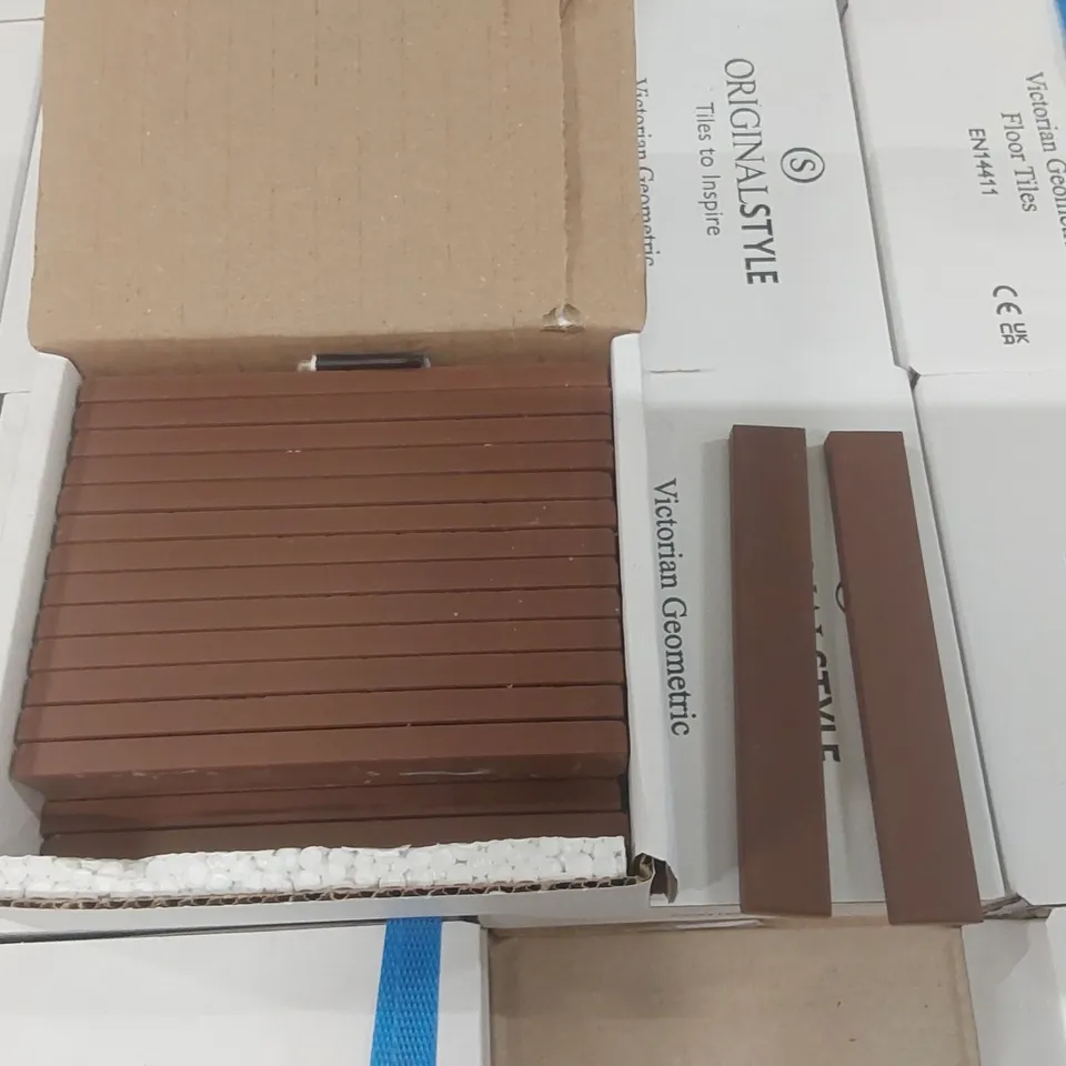 PALLET CONTAINING APPROXIMATELY 285x BOXES OF ASSORTED CERAMIC TILES