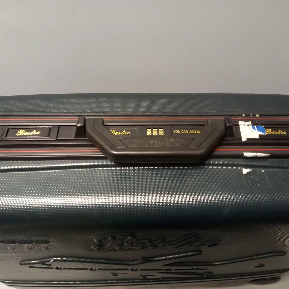 BESTRO LARGE PLASTIC LOCKING CASE WITH 2 WHEELS 