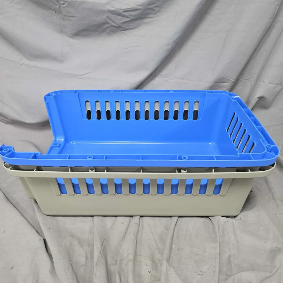 UNBRANDED PLASTIC PET STORAGE BASKET