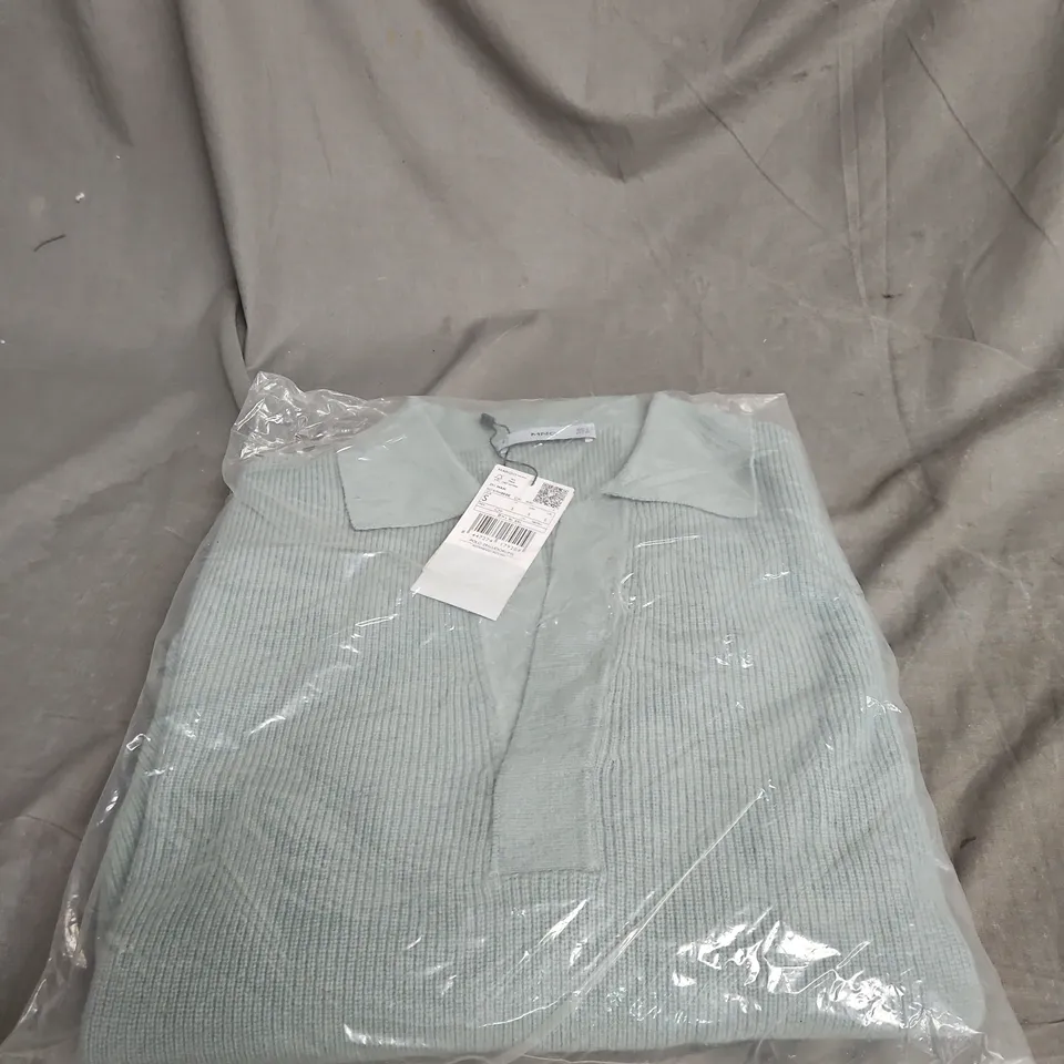 BAGGED MANGO GREEN SMALL WOOL POLO TOP