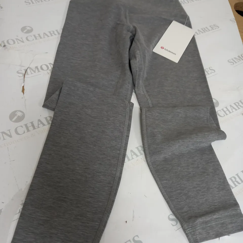 LULUMELO GREY LEGGINGS SIZE 4