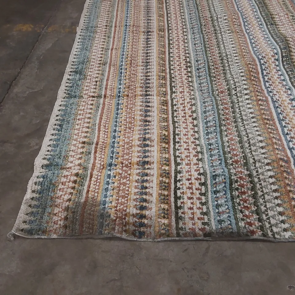 QUALITY DESIGNER AREA RUG - APPROXIMATELY 300 x 200cm