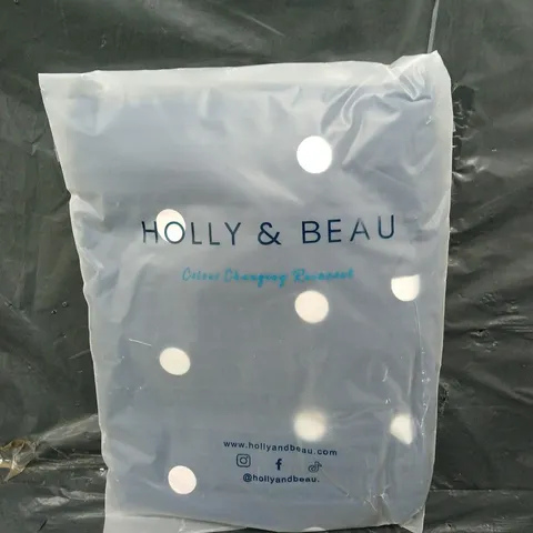 BAGGED HOLLY AND BEAU SPOT RAINCOAT - SIZE LARGE