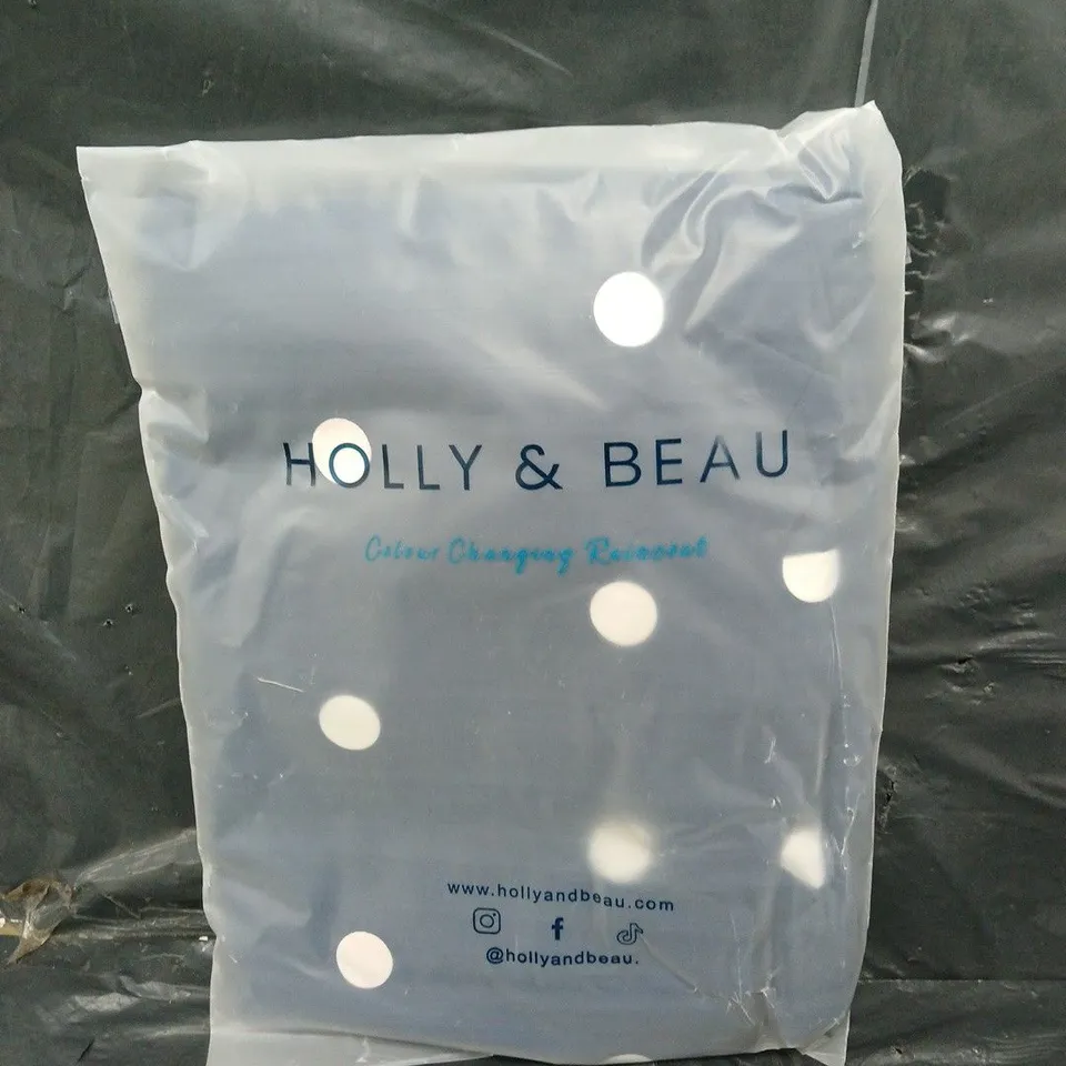 BAGGED HOLLY AND BEAU SPOT RAINCOAT - SIZE LARGE 