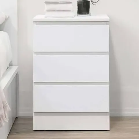 BOXED OSLO 3 DRAWER WHITE BEDSIDE TABLE