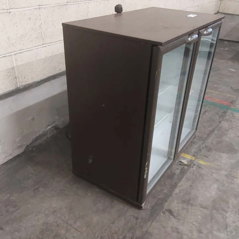 CORNELIUS COMMERCIAL DRINKS DISPLAY FRIDGE 
