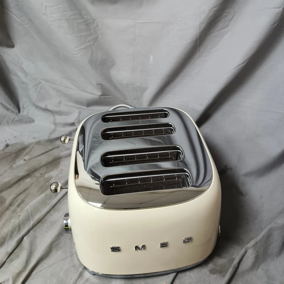 SMEG 4-SLICE TOASTER - CREAM WITH CHROME TOP (RETRO DESIGN)