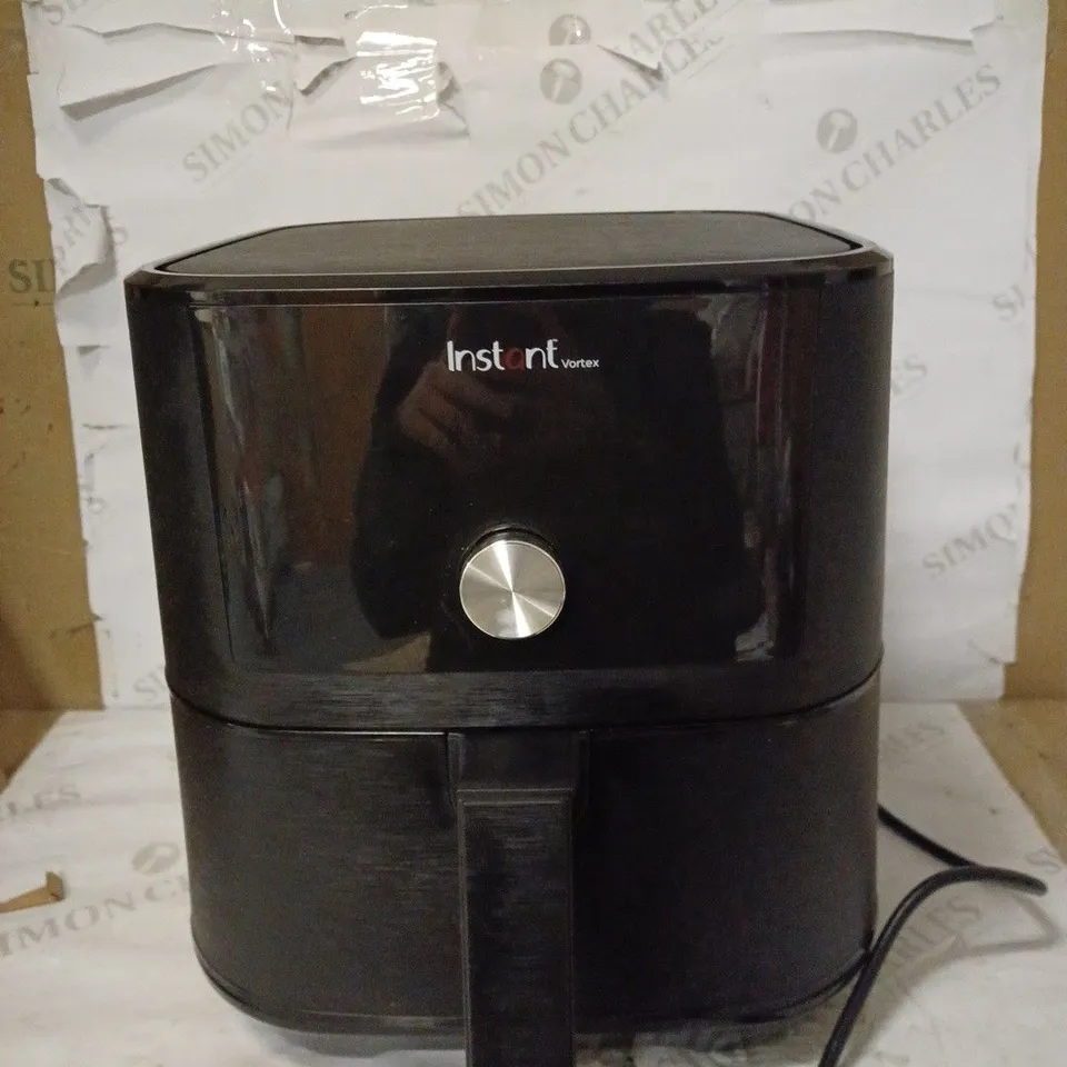 INSTANT POT VORTEX AIR FRYER