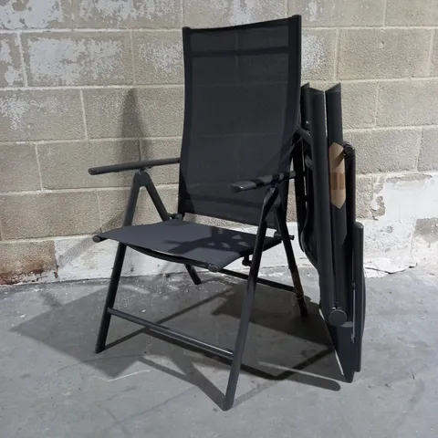 GREEN LOUNGE SET OF 2 FOLDING RECLINERS IN GRAPHITE