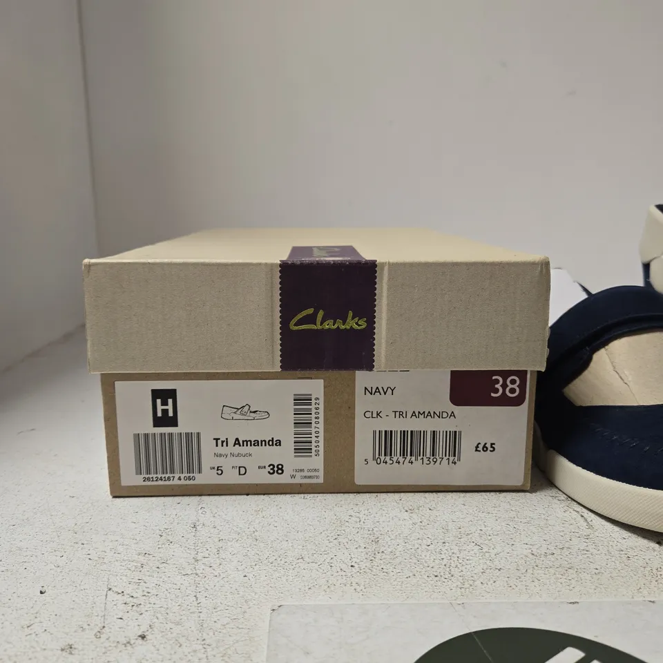 CLARKS TRI AMANDA NAVY NUBUCK SHOES – UK 5 (EU 38), D WIDTH