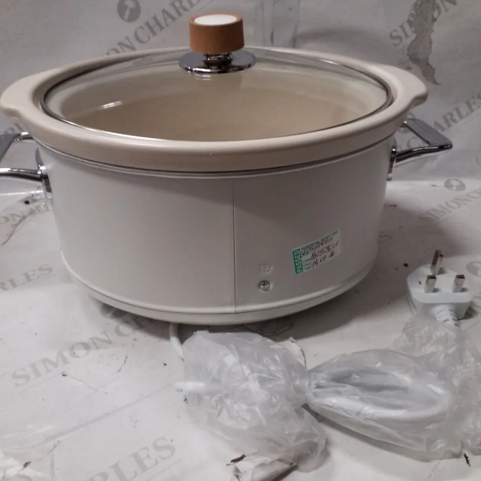 BOXED SWAN 3.5L SLOW COOKER - COTTON WHITE