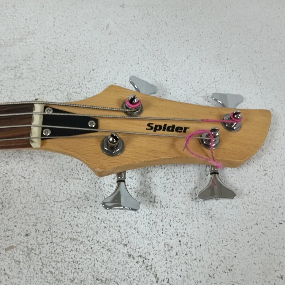 SPIDER 4‑STRING BASS GUITAR – BLACK