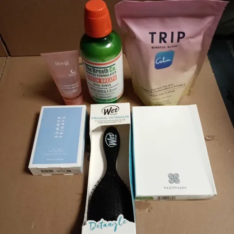 APPROXIMATEY 20 ASSORTED HEALTH AND BEAUTY PRODUCTS TO INCLUDE - HOYGI COLLAGEN NIGHT WRAPPING MASK - THE BREATH CO ORAL RINSE AND INTERDENTAL HEALTHSPAN VITAMINS