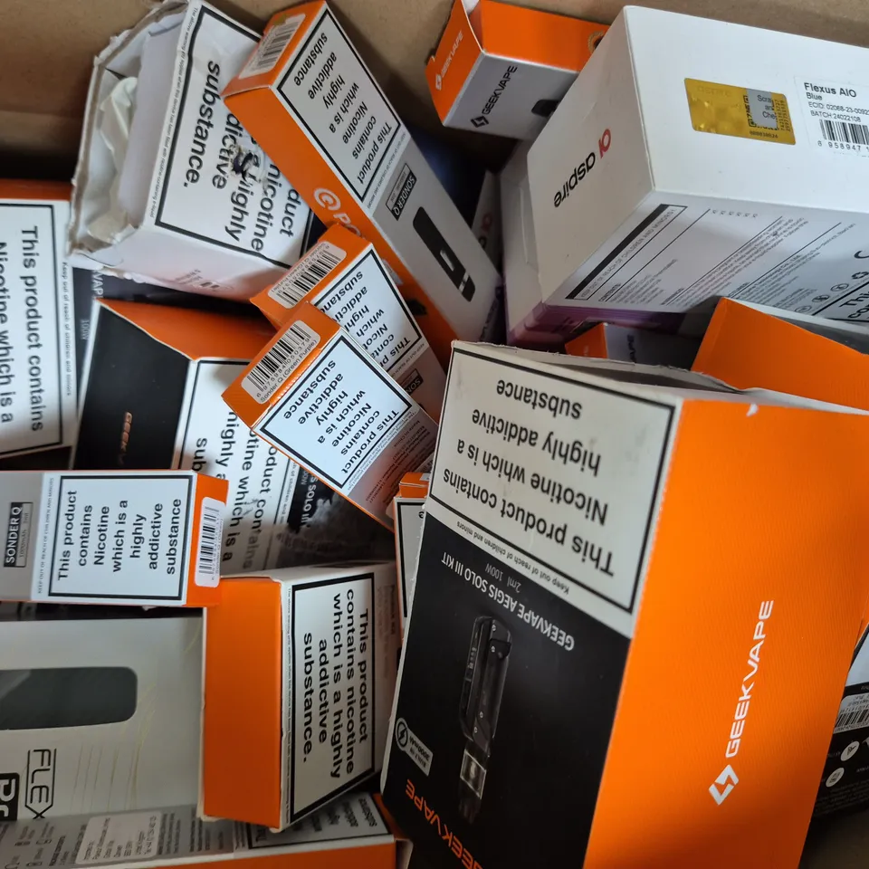BOX OF APPROXIMATELY 20 ASSORTED VAPING ITEMS AND PRODUCTS TO INCLUDE GEEK VAPE, ASPIRE, ETC