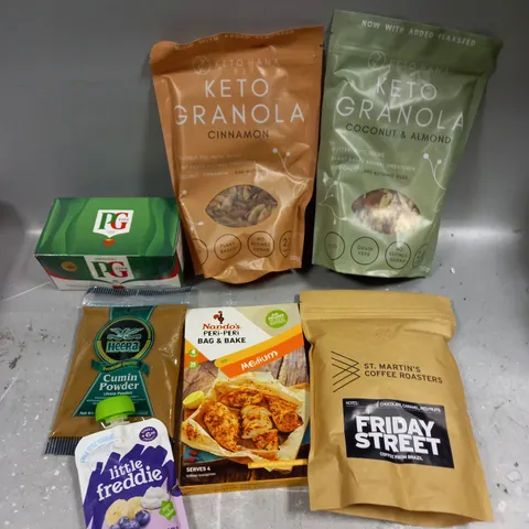 APPROXIMATELY 15 ASSORTED FOOD/DRINK PRODUCTS TO INCLUDE KETO GRANOLA, FRIDAY STREET COFFEE, NANDOS BAG & BAKE ETC 