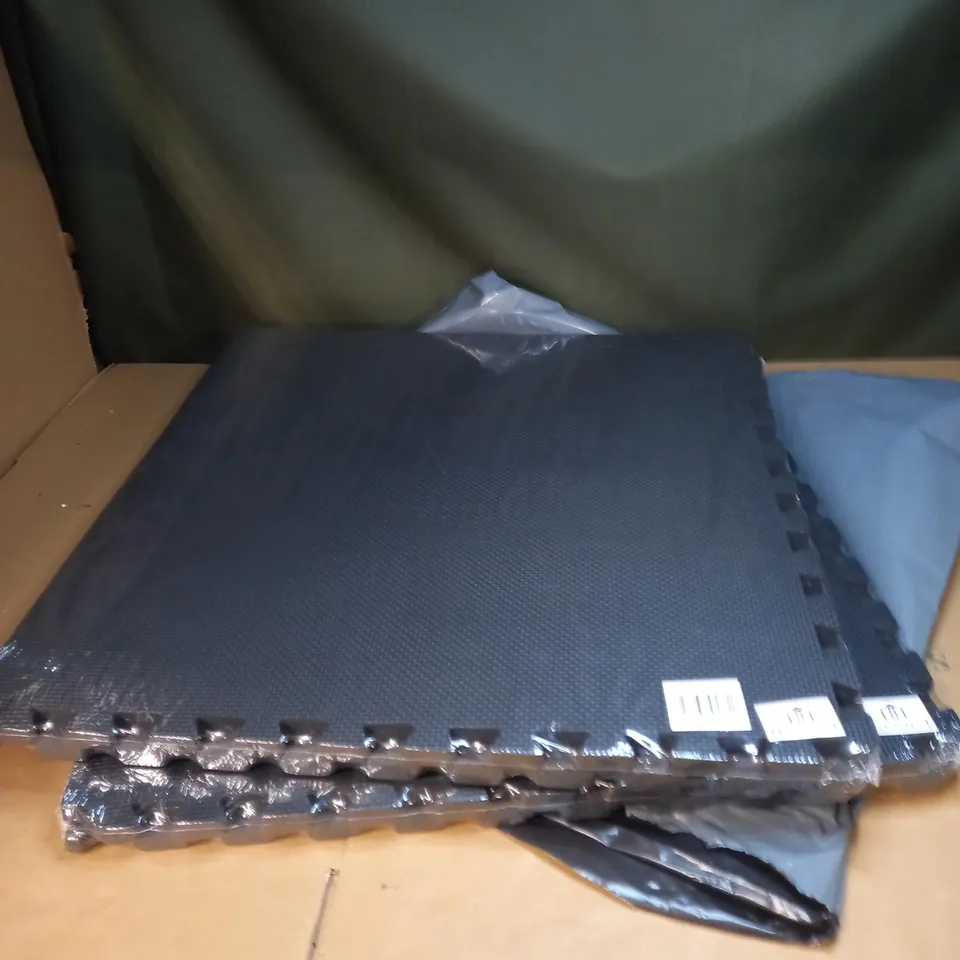 HOMEHUT INTERLOCKING FOAM FLOOR MATS