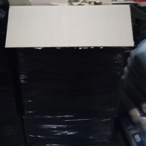 PALLET OF ASSORTED ITEMS INCLUDING SOLAR LIGHTING , FAUX LEATHER BAGS , PET COOLING PADS , ETC
