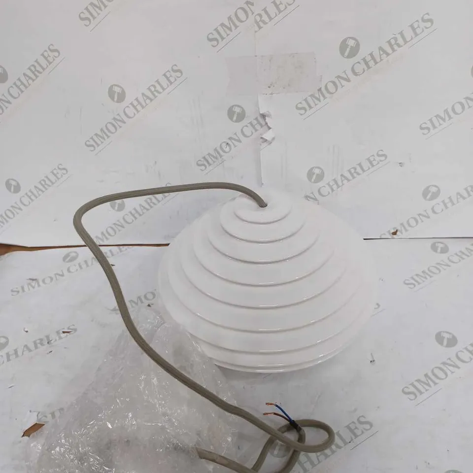 FIN HORIZONTAL PENDANT 