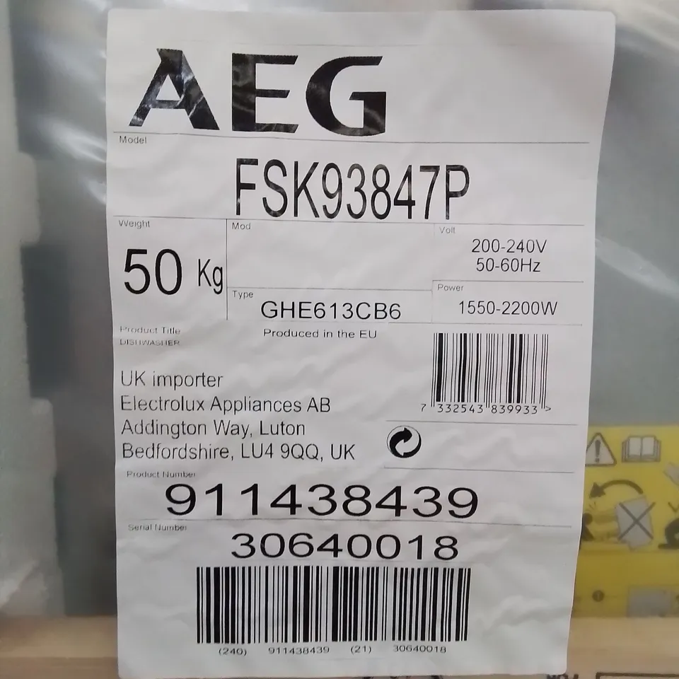 AEG INTEGRATED DISHWASHER 12 PLACES Model FSS82827P