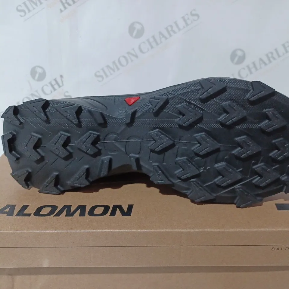 SALOMON ALPHACROSS 5 BLACK TRAINERS - UK 9 