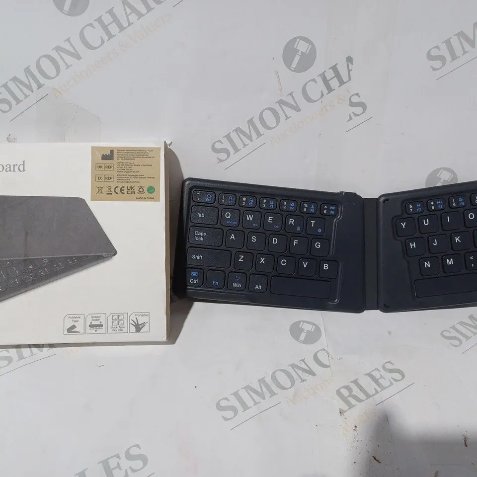 BOXED FOLDABLE KEYBOARD 