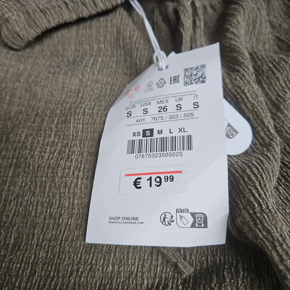 PULL&BEAR GREEN TROUSERS SMALL WITH TAGS