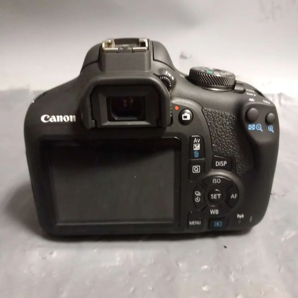 CANON EOS 2000D CAMERA WITH EFS 18-55MM LENS