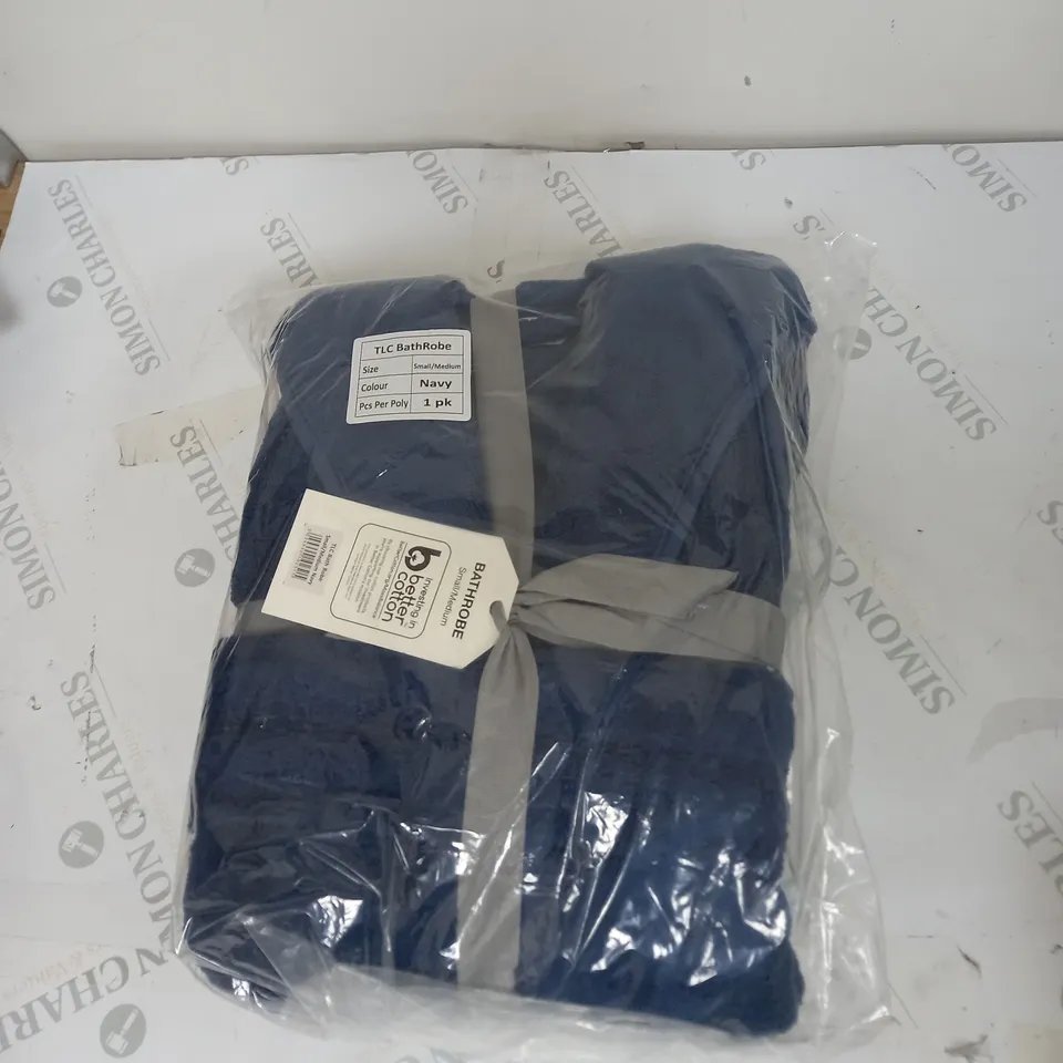 BAGGED BATHROBE 