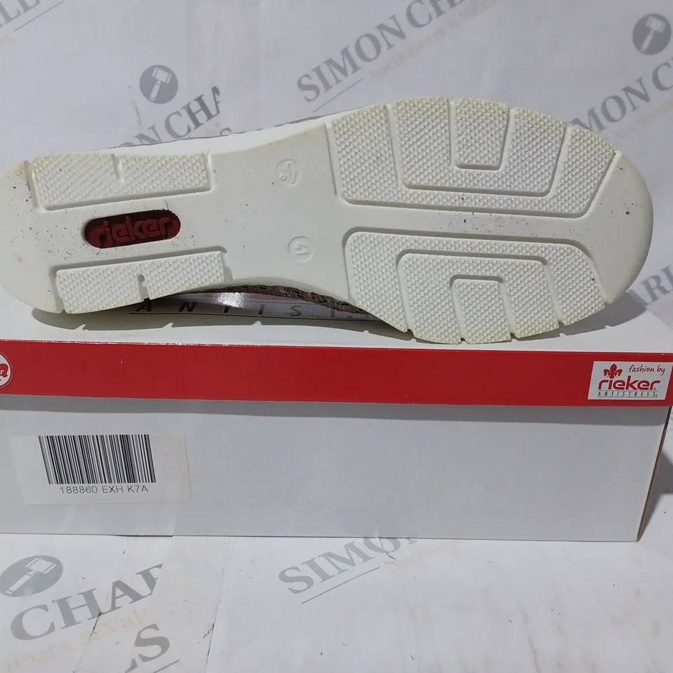 BOXED PAIR OF RIEKER ANTISTRESS SLIP-ON SHOES IN BEIGE/MULTICOLOUR UK SIZE 7.5