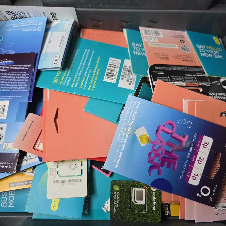 TOTE OF APPROXIMATELY 50 ASSORTED SIM CARD TO INCLUDE - VOXI , VODAFONE , 3 - ETC