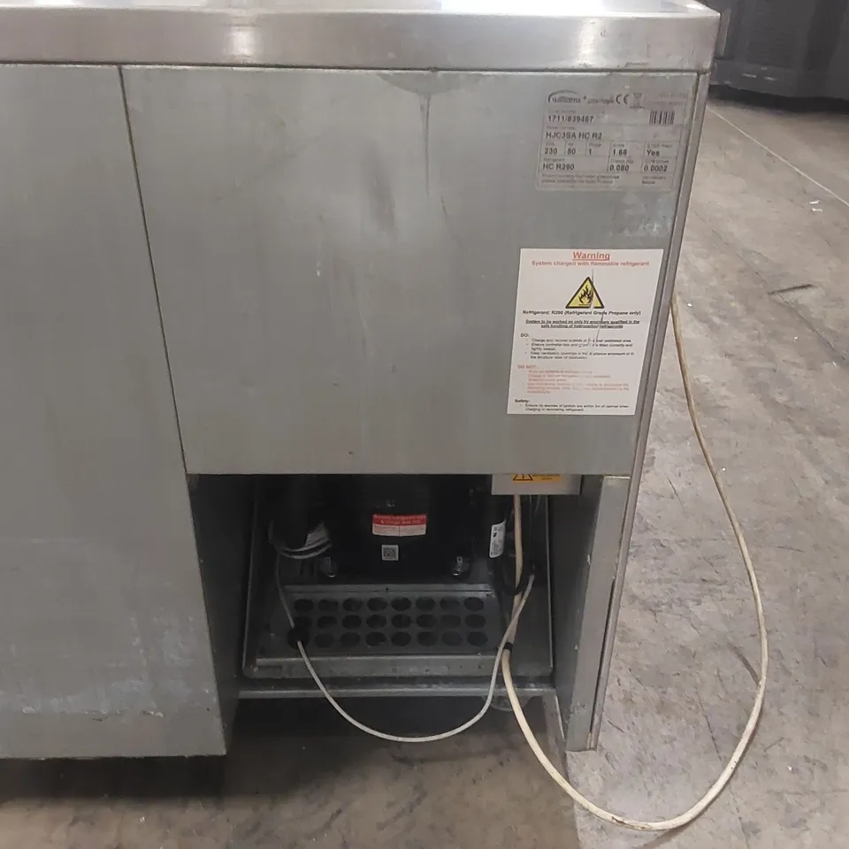 WILLIAMS HJC3 SA HCR2 COMMERCIAL COUNTER FRIDGE CABINET