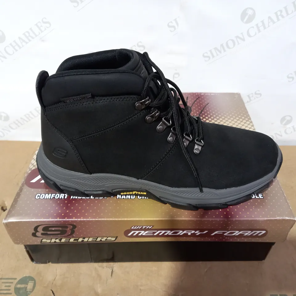 BOXED PAIR OF SKECHERS BOOTS - SIZE 10