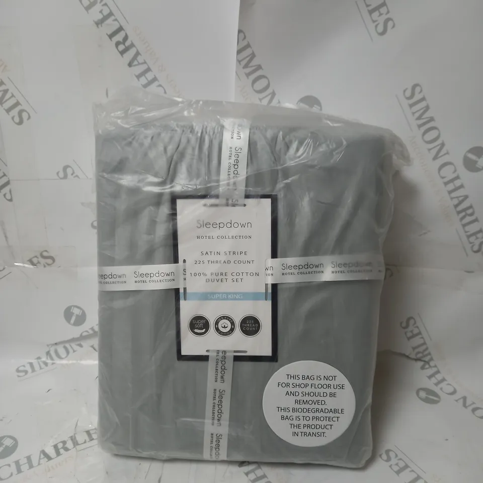 SLEEPDOWN SATIN STRIPE 100% PURE COTTON DUVET SET - SUPER KING