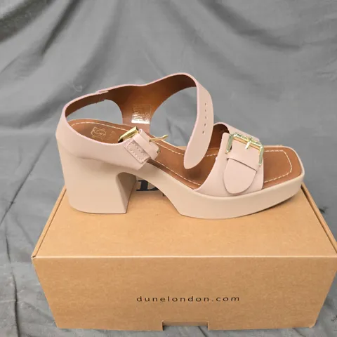 BOXED PAIR OF DUNE LONDON JENIES BUCKLE PLATFORM HEEL SHOES - 7