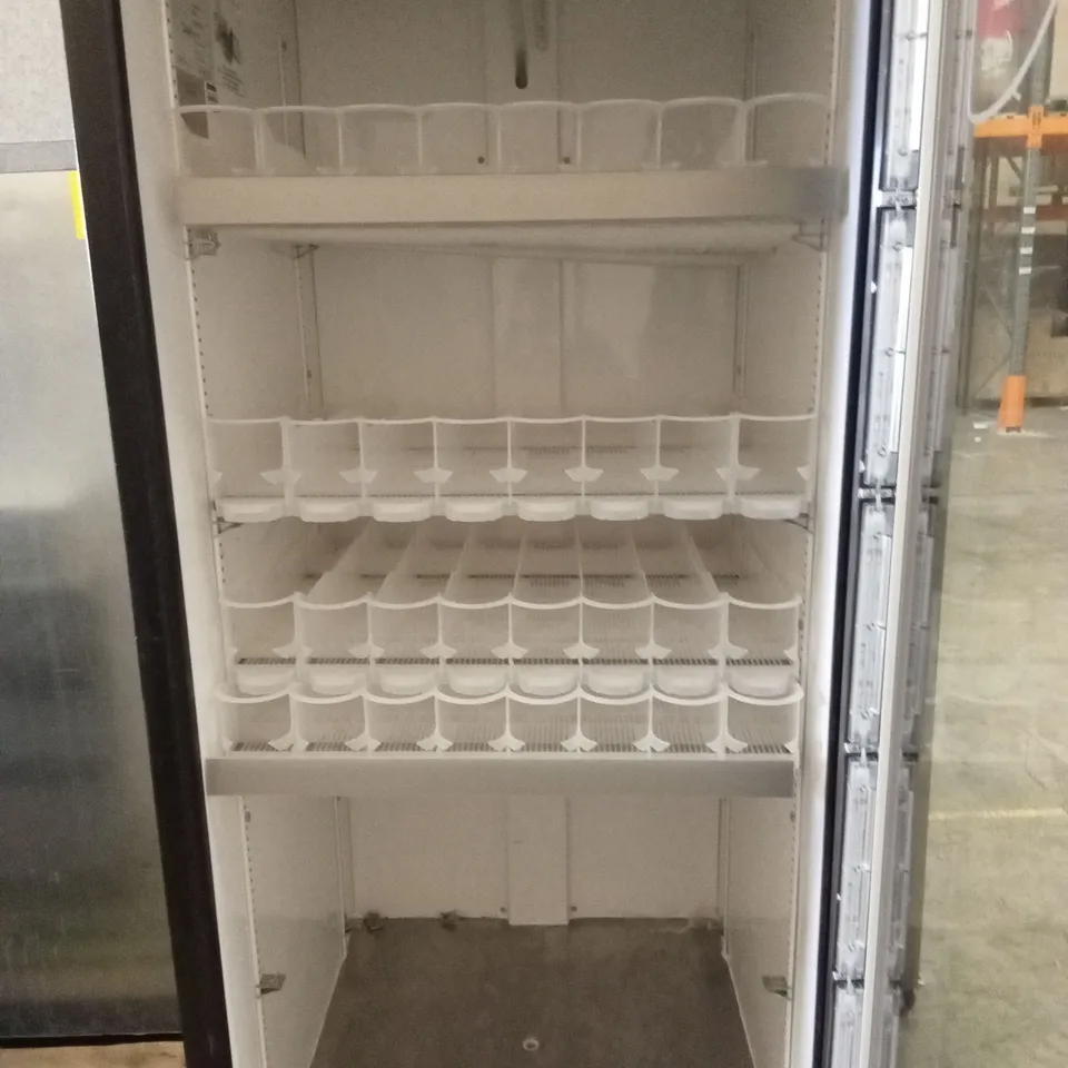 COCA COLA UPRIGHT DRINKS FRIDGE 