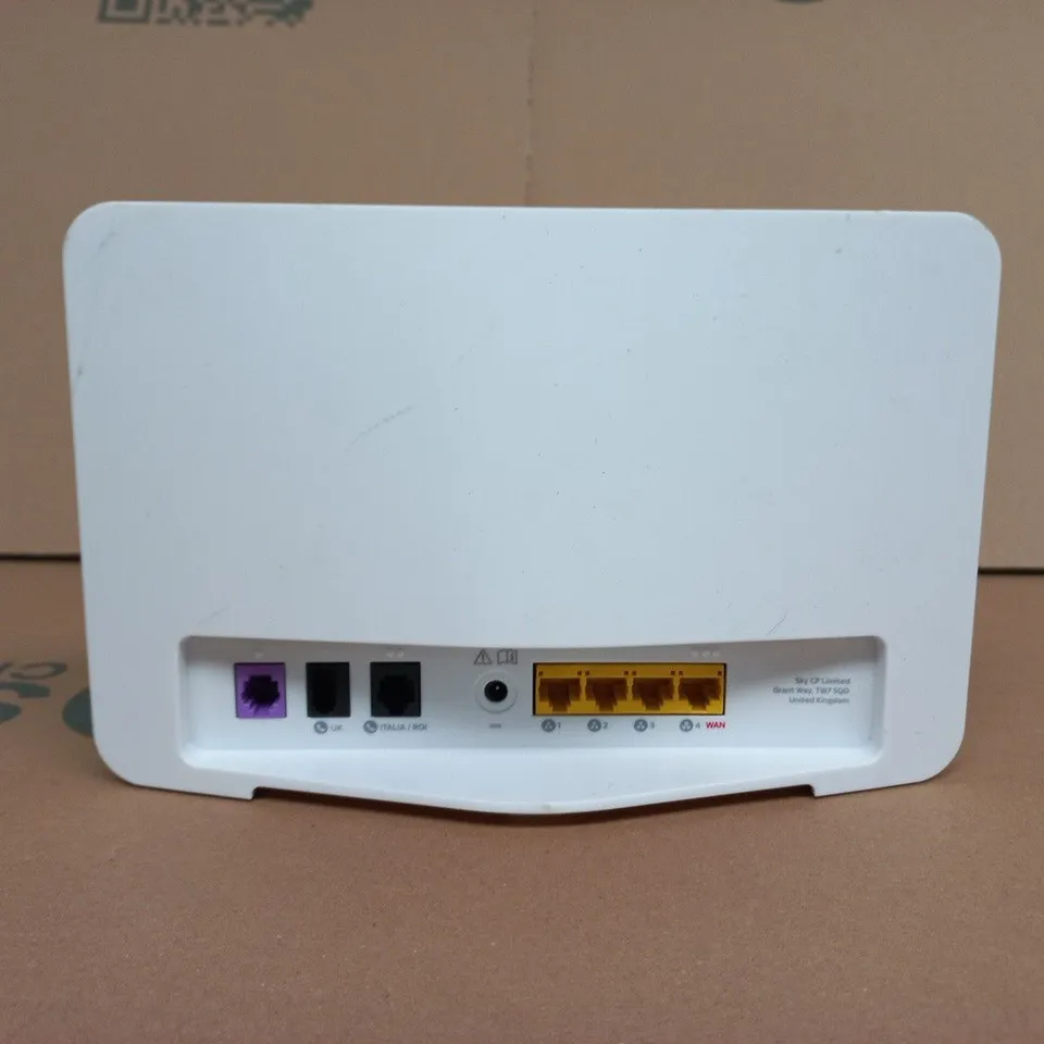 SKY WIRELESS ROUTER WITH FOUR LAN PORTS AND WAN