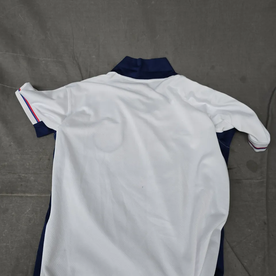 ENGLAND NIKE FOOTBALL JERSEY – WHITE WITH NAVY COLLAR AND SIDES - M