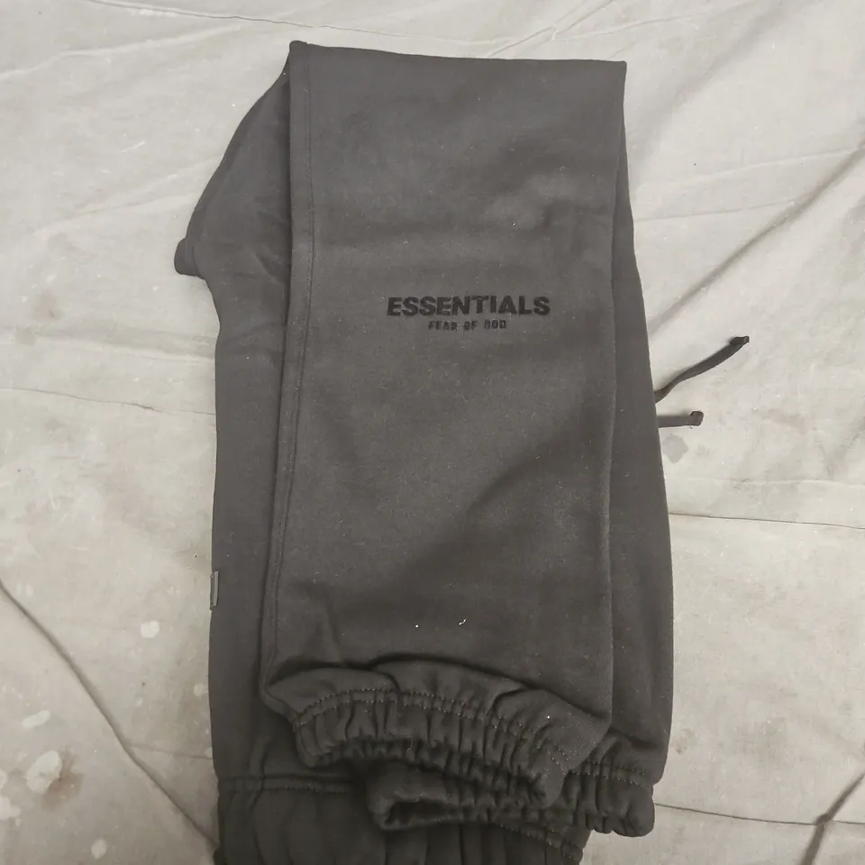 FEAR OF GOD ESSENTIALS SWEATPANTS – BLACK - SIZE SMALL