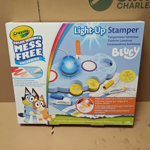 SEALED CRAYOLA LIGHT-UP STAMPER – MESS FREE COLOUR WONDER BLUEY (COLOR WONDER)