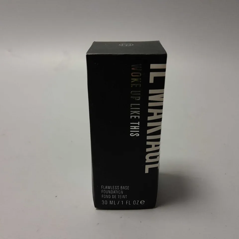 BOXED IL MAKIAGE FLAWLESS BASE FOUNDATION (30ml) - 225