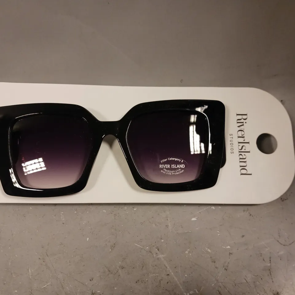 RIVER ISLAND FRAME CATEYE SUNGLASSES