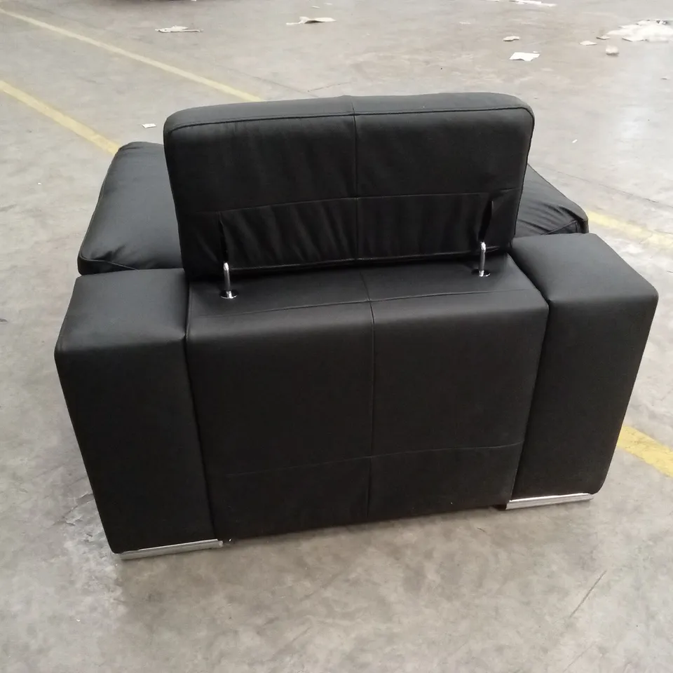 BRADY 100% PREMIUM LEATHER ARMCHAIR - BLACK RRP £729