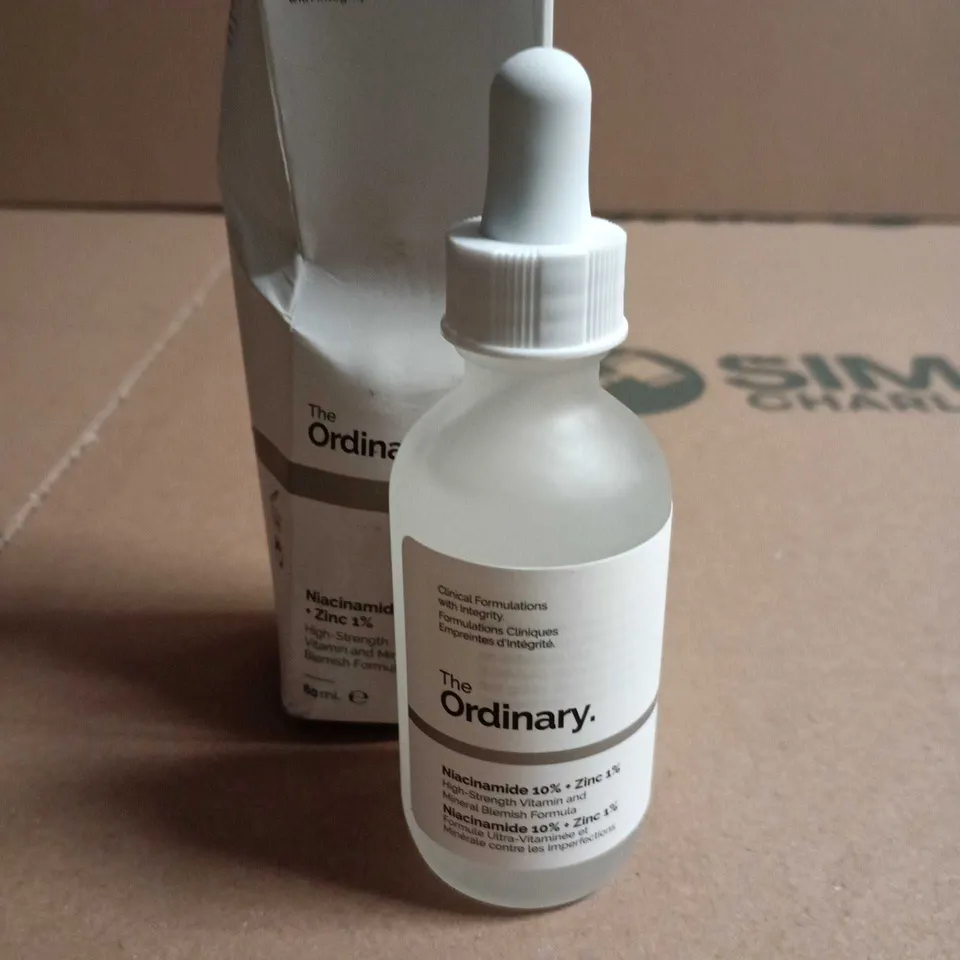 THE ORDINARY NIACINAMIDE 10% + ZINC 1% SERUM – 60ML